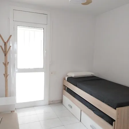 Playa Primera Linea Costa Dorada Apartamento *